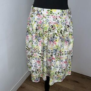 Flowers 💐 skirt by:Grace Karin